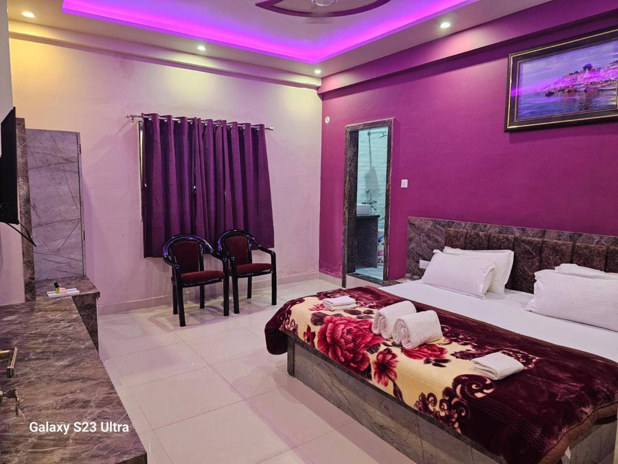 Hotel Kashi Inn Raj Ghat Varanasi Exteriör bild